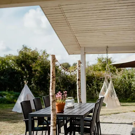 Cozy 150m From Beach's Beauty