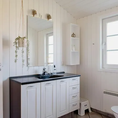 度假居 Cozy 150m From Beach's Beauty