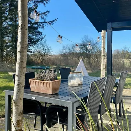 Cozy 150m From Beach's Beauty Lyngså