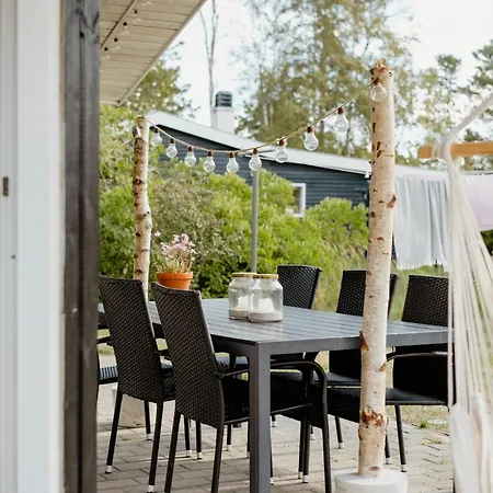 بيت للعطل Cozy 150m From Beach's Beauty Lyngså